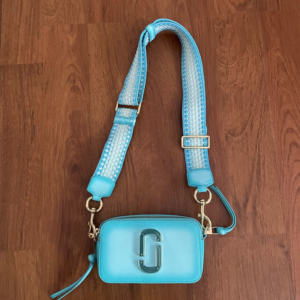 Marc Jacobs snapshot bag.